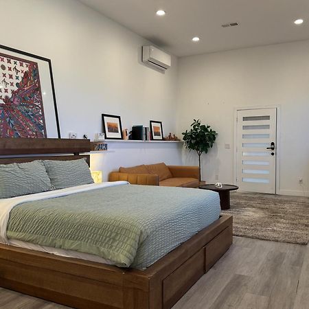 Stunning View Hollywood Hills Guest House Лос-Анджелес Экстерьер фото