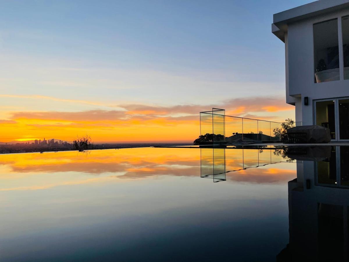 Stunning View Hollywood Hills Guest House Лос-Анджелес Экстерьер фото