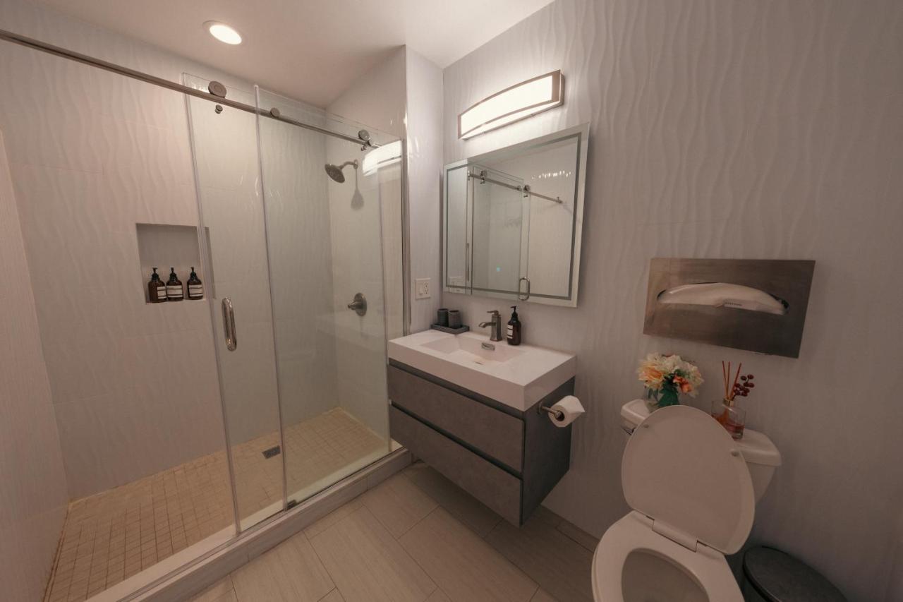 Stunning View Hollywood Hills Guest House Лос-Анджелес Экстерьер фото