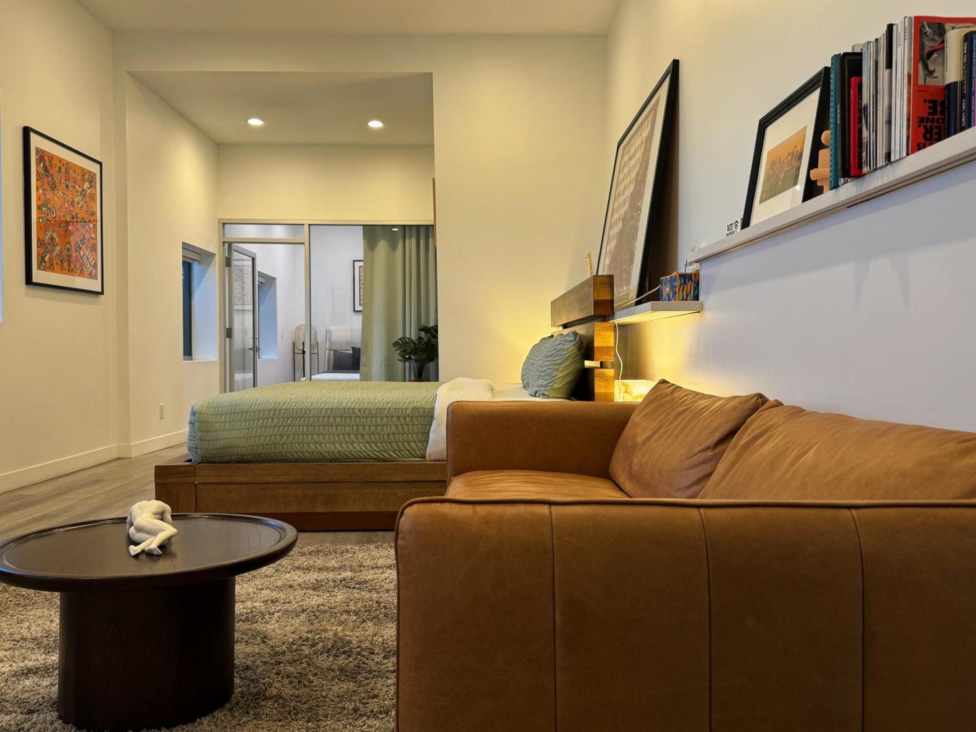 Stunning View Hollywood Hills Guest House Лос-Анджелес Экстерьер фото